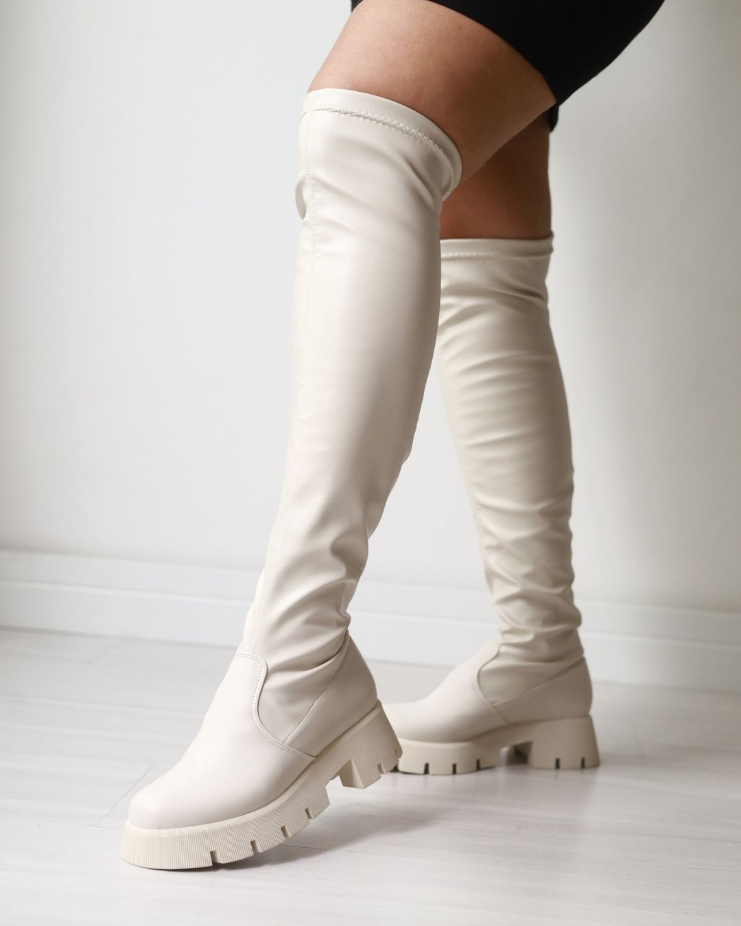 Bota Zaya Over The Knee Off White
