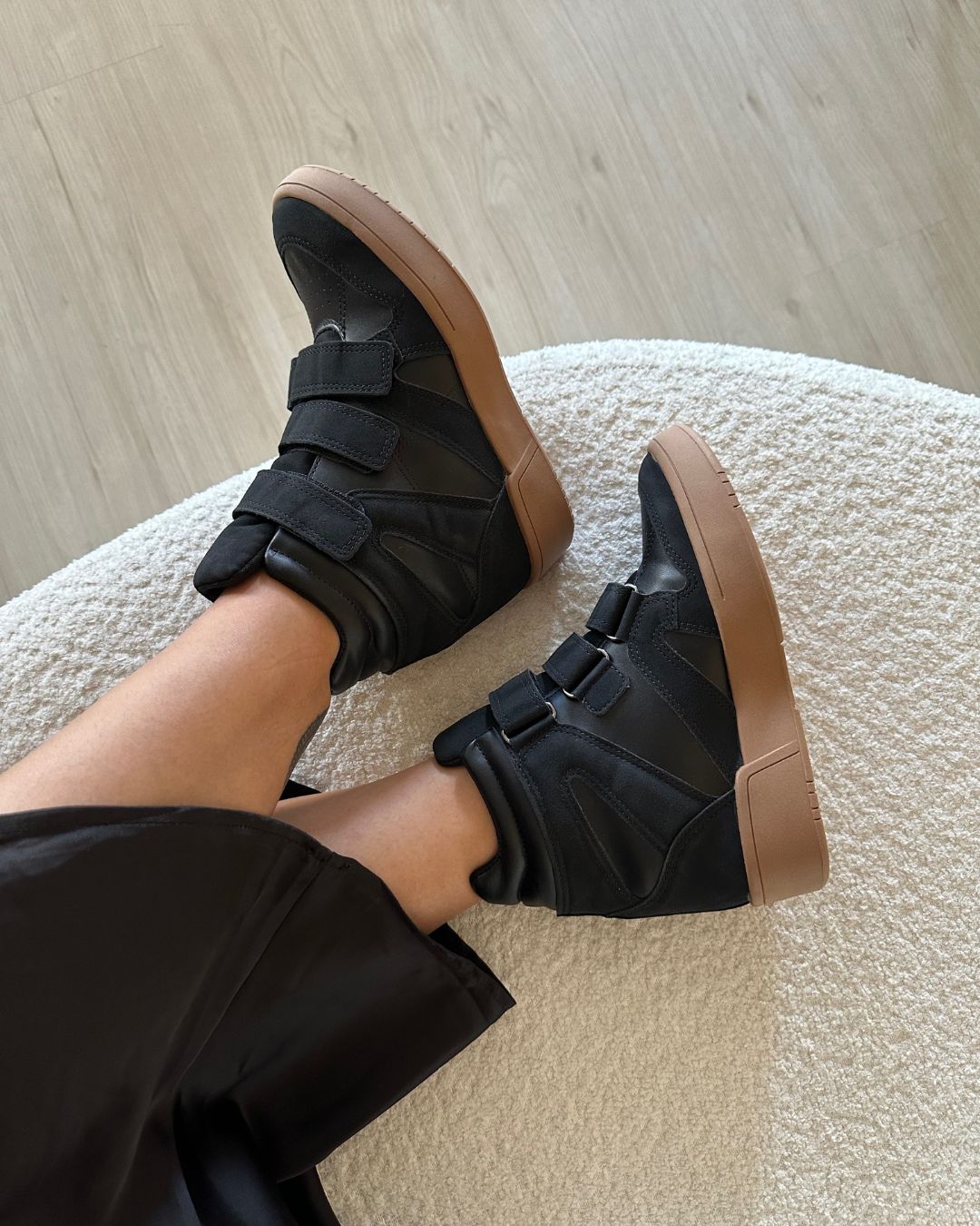 Tênis Sneaker Cano Alto Camurça Laís