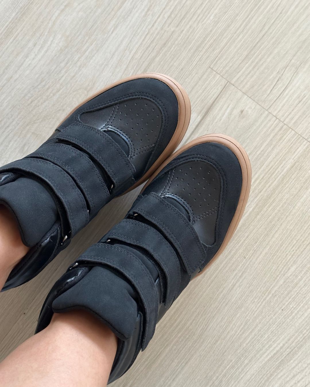 Tênis Sneaker Cano Alto Camurça Laís