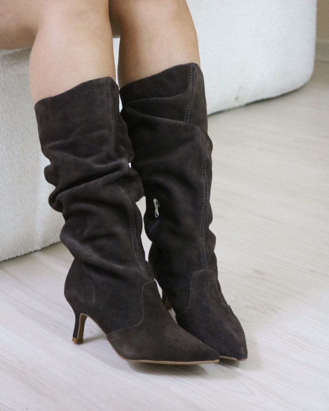 Bota Cano Médio Em Couro Legítimo Ayla