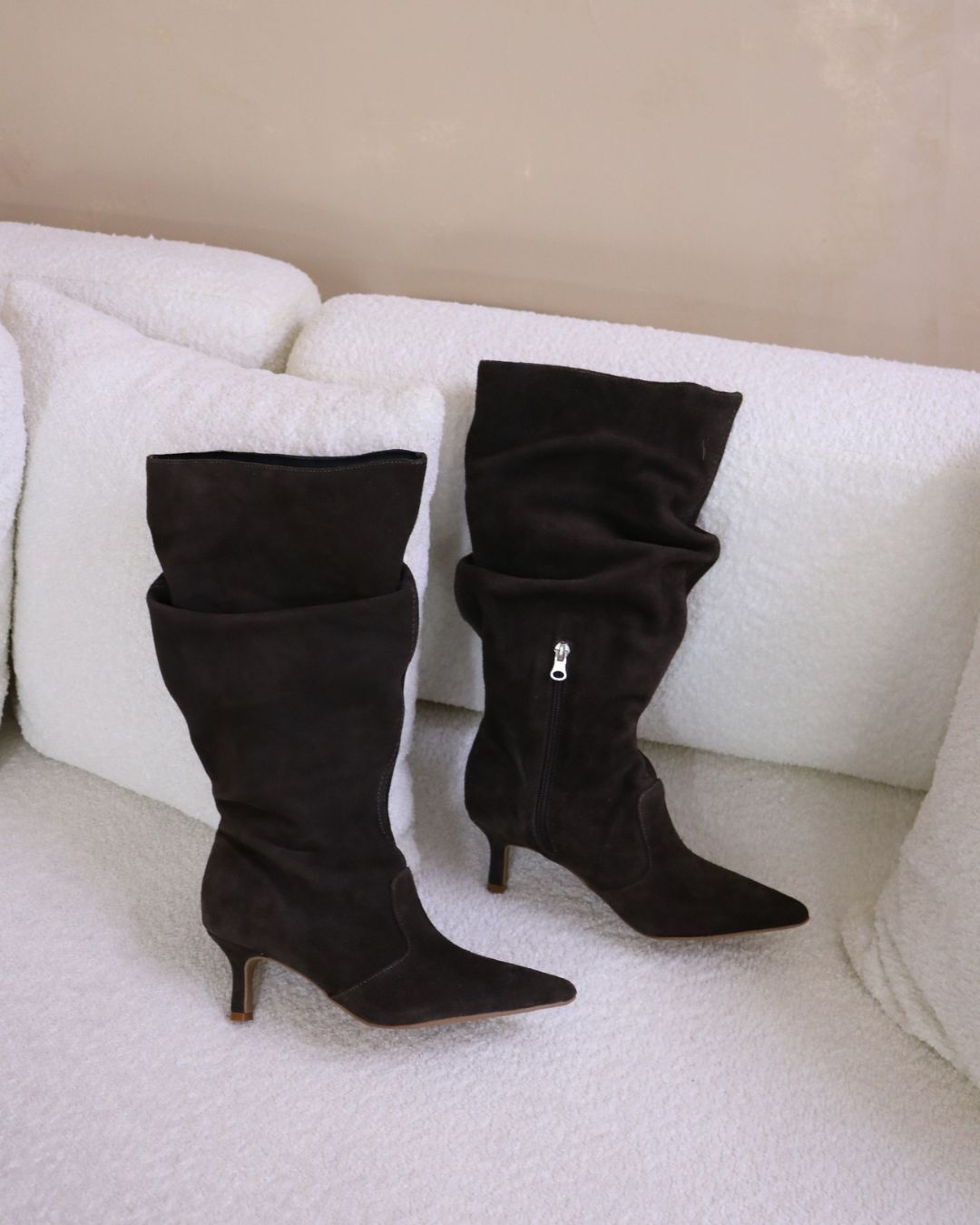 Bota Cano Médio Em Couro Legítimo Ayla