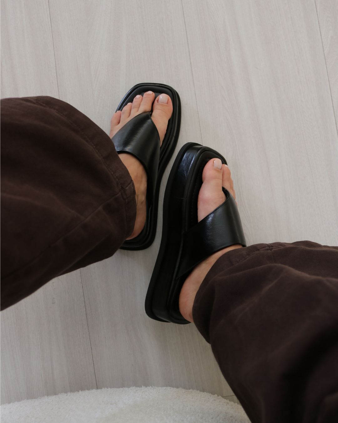 Flat Chiara