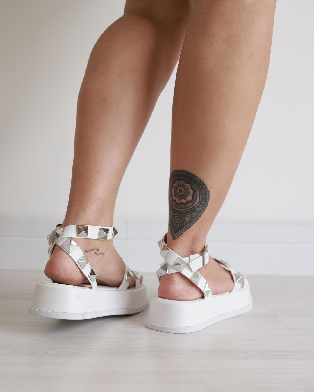 Flatform Betina