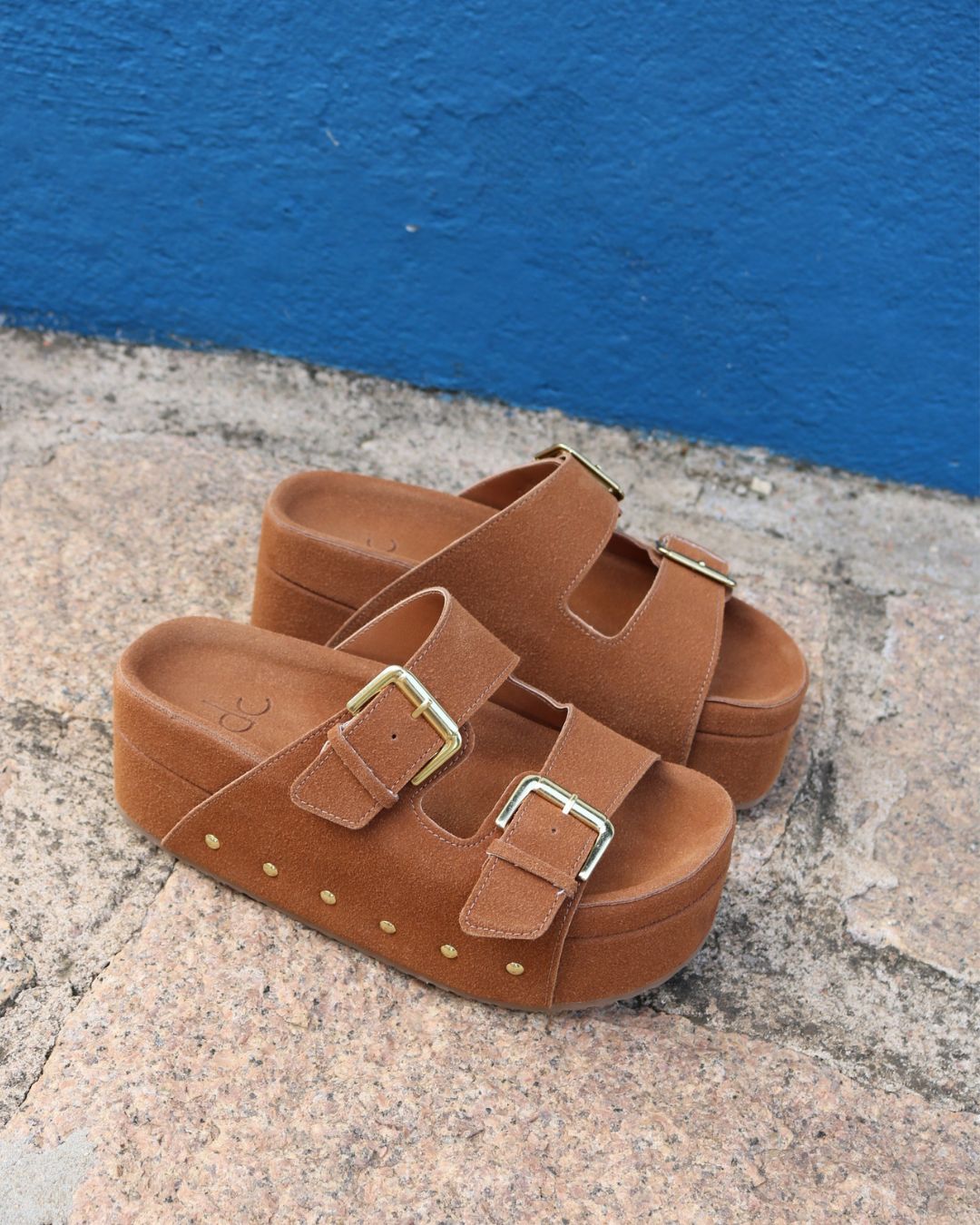 Flatform Camurça Caramelo Nadine