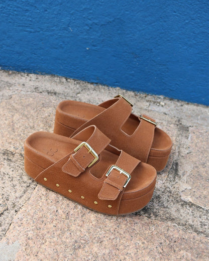 Flatform Camurça Caramelo Nadine