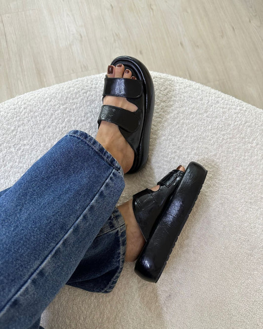 Flat Velcro Reflexo Preto Beatrice