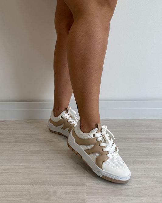 Tênis Branco e Bege Mayara