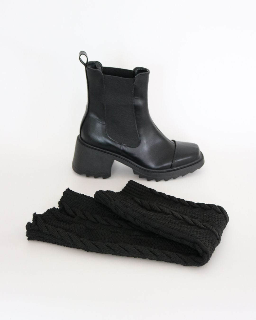 Preto / 34