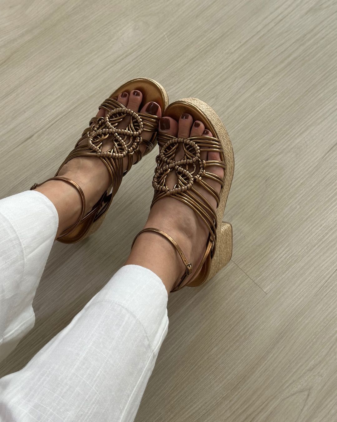 Sandália Anabela Anitta