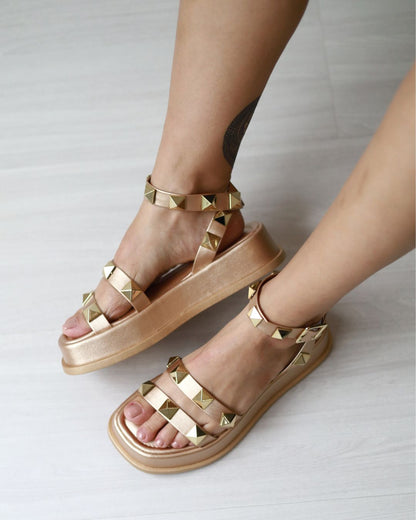 Flatform Betina