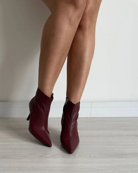 Bota Salto Médio Em Couro Vinho Layla