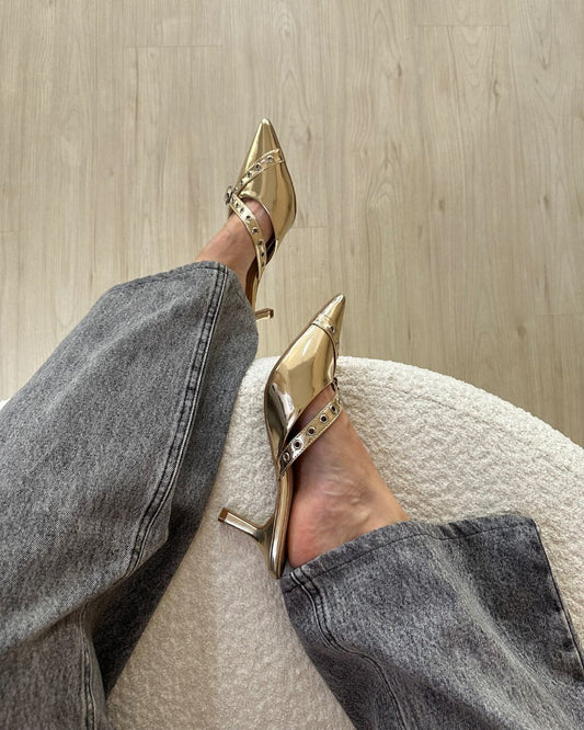 Mule Ilhós Em Couro Legítimo Elsa