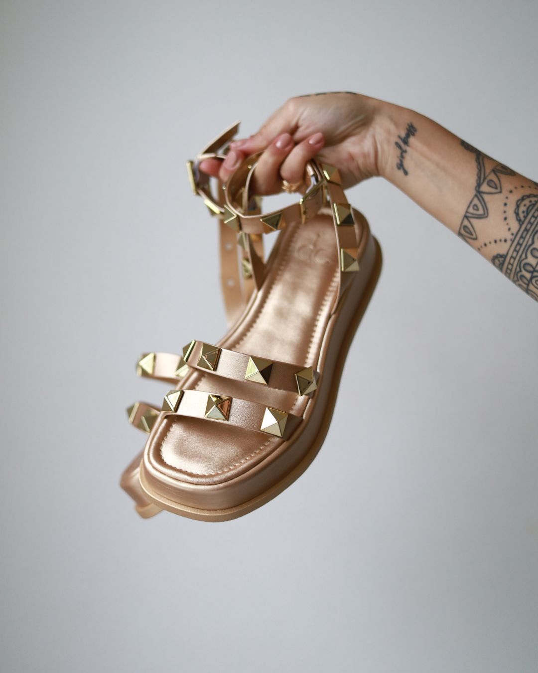 Flatform Betina