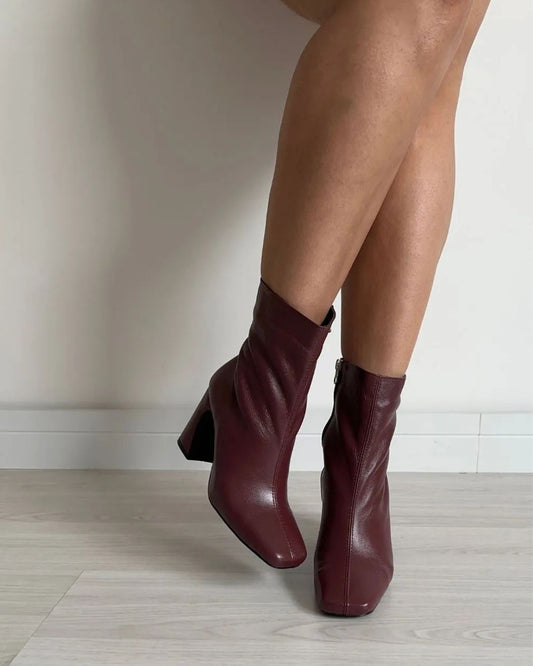 Bota Couro Legítimo Jenny