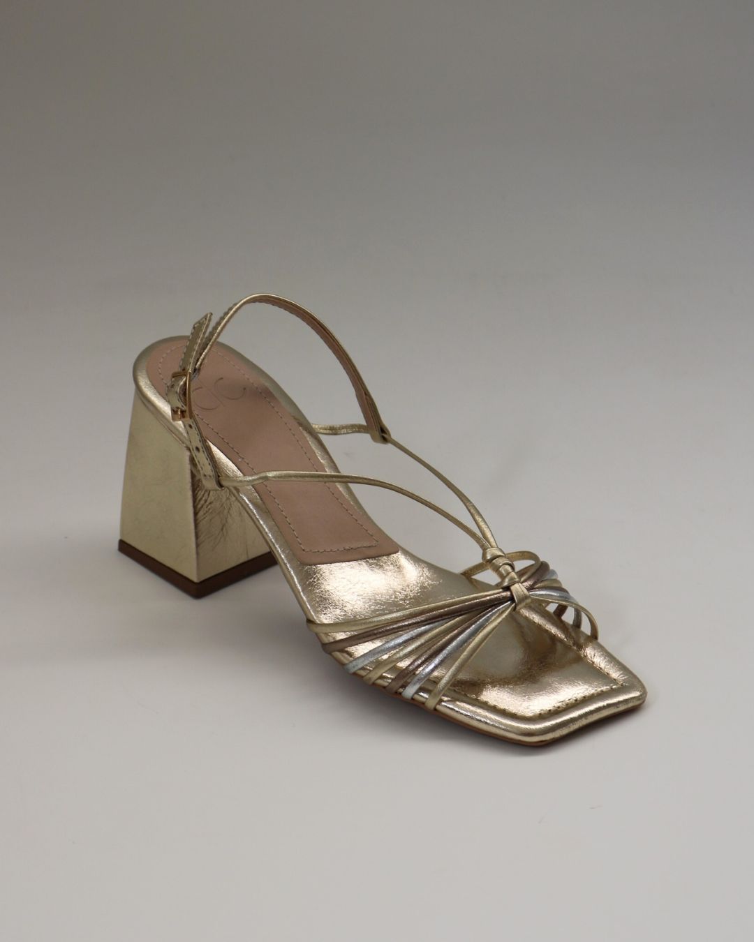 Dourado / 34