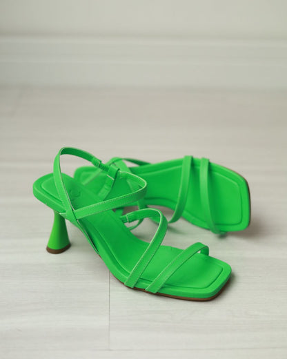 Sandália Thayla Verde - sujeito a pequenos defeitos