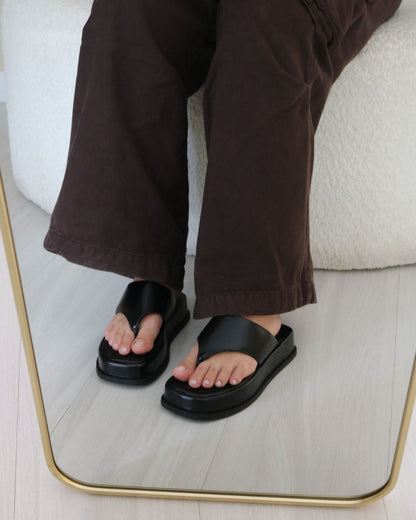 Flat Chiara
